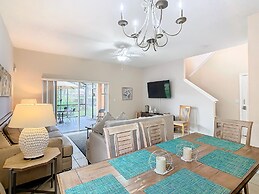 Family Getaway 4BR Townhome by Old Town