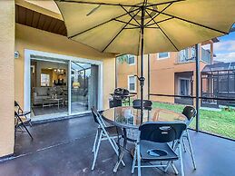 Family Getaway 4BR Townhome by Old Town