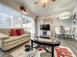 Mickey s Play House Family Fun Comfort