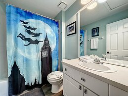 Mickey s Play House Family Fun Comfort