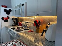 Mickey s Play House Family Fun Comfort