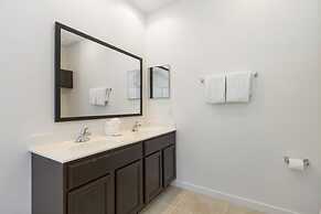 Regal Oaks Retreat Pool Hot Tub Near Disney