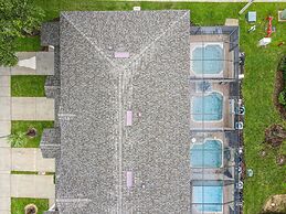 Windsor Palms Townhome w Private Pool Near Disney