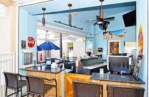 Windsor Palms Townhome w Private Pool Near Disney