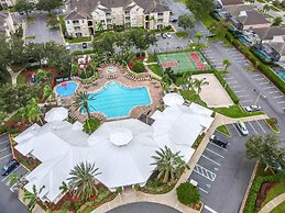 Windsor Palms Townhome w Private Pool Near Disney