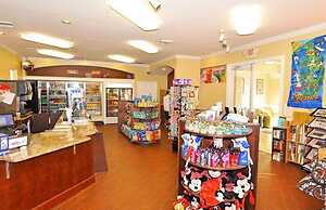 Windsor Palms Townhome w Private Pool Near Disney