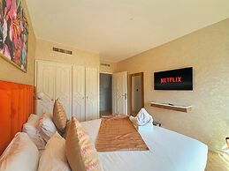Luxurious Duplex in a Peaceful Resort