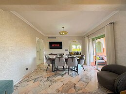 Luxurious Duplex in a Peaceful Resort