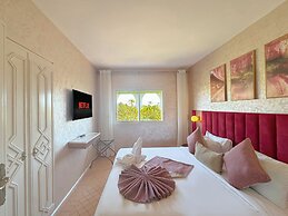 Luxurious Duplex in a Peaceful Resort