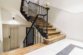 Justicia by Wynwood House