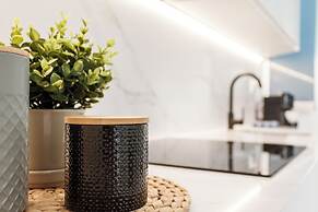 Justicia by Wynwood House