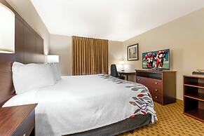 Red Roof Inn Charlestown