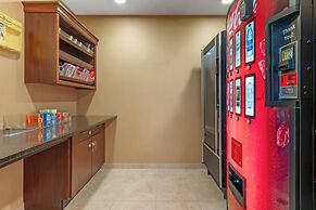 Red Roof Inn Charlestown