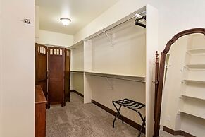 The Fireside Retreat 6 BD, Sauna, Home Theater