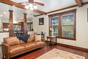 The Fireside Retreat 6 BD, Sauna, Home Theater