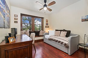 The Fireside Retreat 6 BD, Sauna, Home Theater