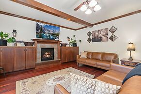 The Fireside Retreat 6 BD, Sauna, Home Theater