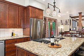 The Fireside Retreat 6 BD, Sauna, Home Theater