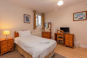 Ricky Road Guest House - Budget