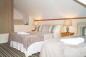 Ricky Road Guest House
