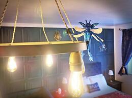 Ricky Road Guest House - Premium