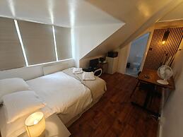 Ricky Road Guest House