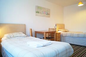 Ricky Road Guest House