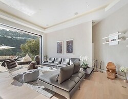 Zorada - Private Hollywood Hills Luxury With Endless Amenities and Cit