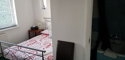 Guest House Ellipse