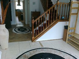 Guest House Ellipse