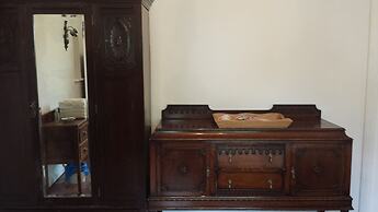 Guest House Ellipse