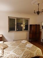 Guest House Ellipse