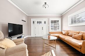 Adorable Broad Ripple Duplex