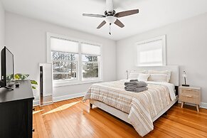 Adorable Broad Ripple Duplex