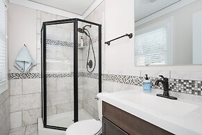 Adorable Broad Ripple Duplex