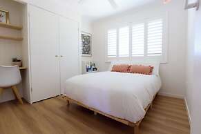 Tugun Retreat - 5BRM Home with Pool