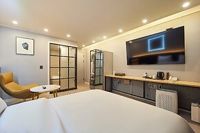 Carlton Hotel Bupyeong