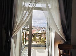 Bee Luxury Da Lat Hotel