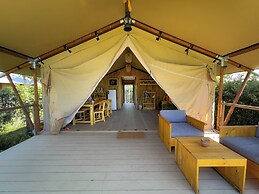 WoCAL Resort Ke Ga