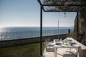 Seaview Castle by Cadenzalux