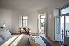 Seaview Castle by Cadenzalux