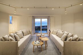 Seaview Castle by Cadenzalux