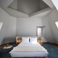 Seaview Castle by Cadenzalux