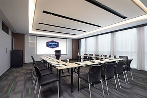 HamptonHiltonChengduRailwayNorthStation