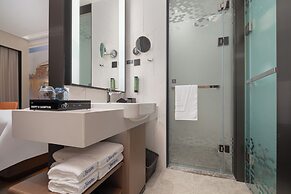 HamptonHiltonChengduRailwayNorthStation