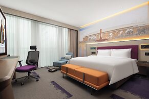 HamptonHiltonChengduRailwayNorthStation