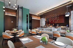 HamptonHiltonChengduRailwayNorthStation