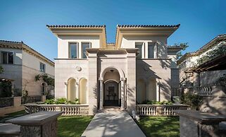 Miyue  Roman Holiday Bubble Pool hotel