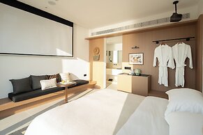 Miyue  Roman Holiday Bubble Pool hotel