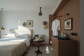 Miyue  Roman Holiday Bubble Pool hotel